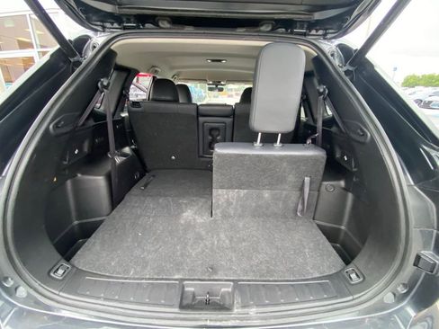 Used 2025 Mitsubishi Outlander SE FWD image 27