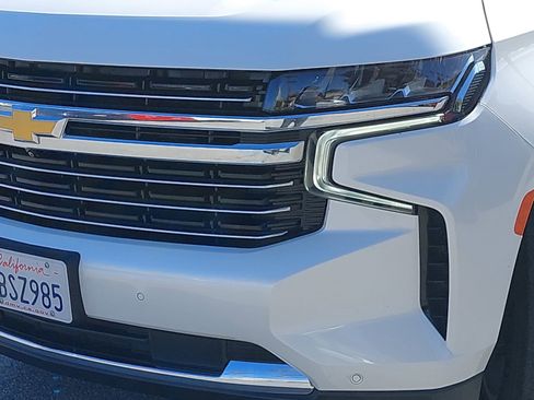 Used 2022 Chevrolet Tahoe LT w/ Luxury Package RWD image 32