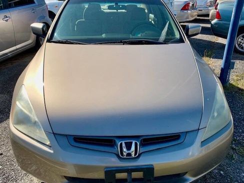 Used 2005 Honda Accord LX image 1