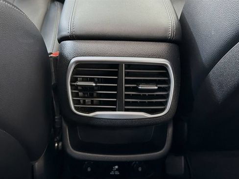 Used 2020 Hyundai Santa Fe Limited FWD image 23