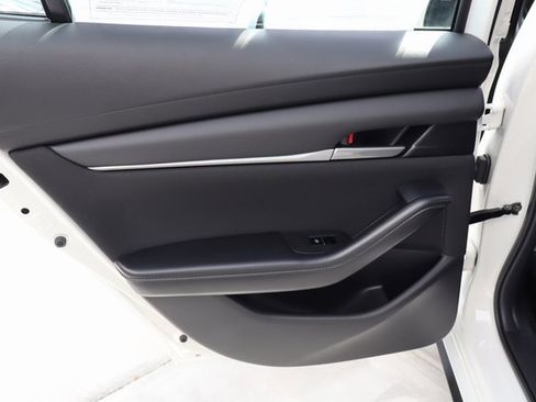 Certified 2025 MAZDA MAZDA3 s image 24