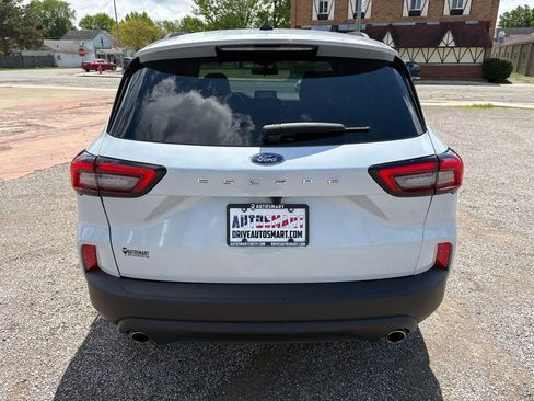 Used 2025 Ford Escape ST-Line Select AWD/4WD image 30