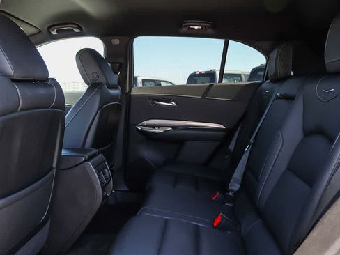 Used 2025 Cadillac XT4 Premium Luxury w/ Cold Weather Package FWD image 18