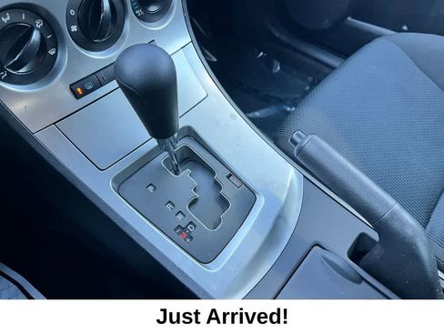 Used 2011 MAZDA MAZDA3 i Touring image 30