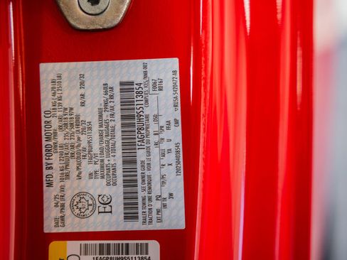 Certified 2025 Ford Mustang Premium image 38