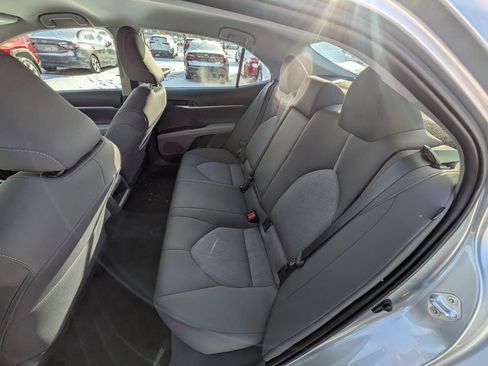 Used 2022 Toyota Camry LE image 17