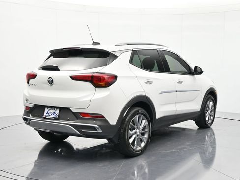 Used 2020 Buick Encore GX Essence w/ Experience Buick Package AWD/4WD image 5