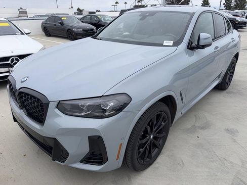 Used 2024 BMW X4 xDrive30i w/ M Sport Package AWD/4WD image 2