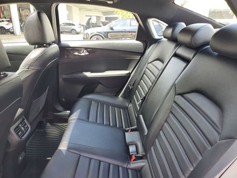 Used 2024 Kia Forte GT-Line w/ GT-Line Premium Package image 15