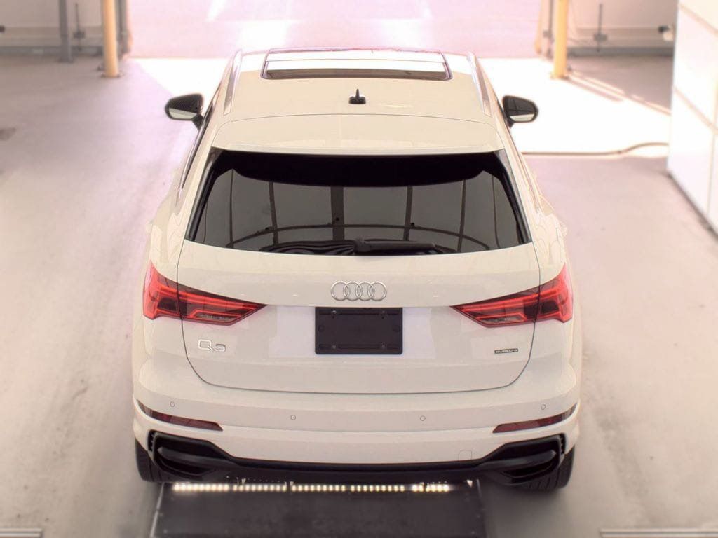 Used 2021 Audi Q3 2.0T Premium Plus w/ Premium Plus Package AWD/4WD image 4