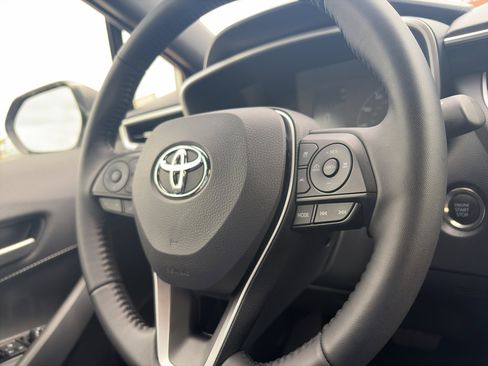 Used 2025 Toyota Corolla SE image 31