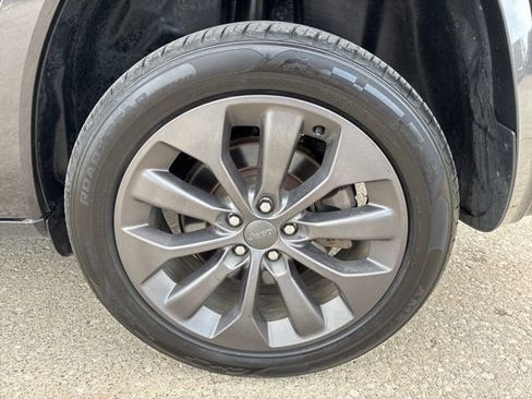 Used 2020 Jeep Cherokee High Altitude image 13