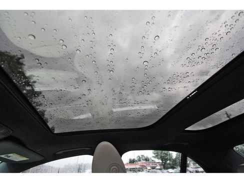 Used 2019 Mercedes-Benz E 300 image 25