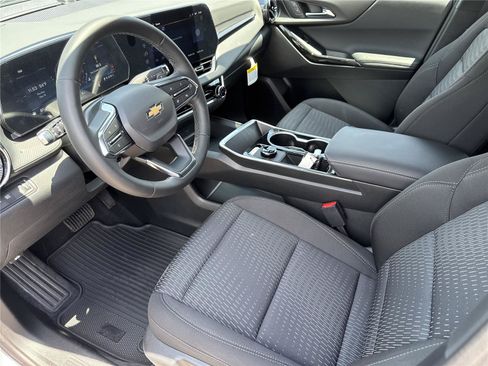New 2026 Chevrolet Equinox LT FWD image 13