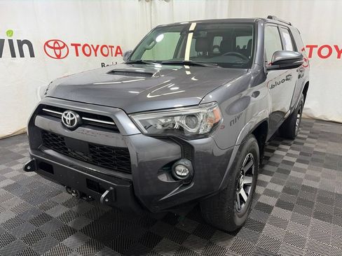 Used 2023 Toyota 4Runner TRD Off-Road Premium w/ Moonroof Package AWD/4WD image 3