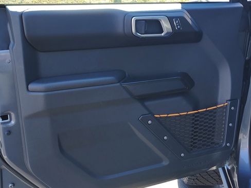 Used 2024 Ford Bronco Badlands image 18