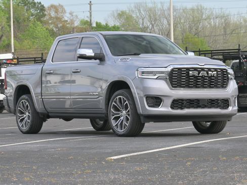 Used 2025 RAM 1500 Tungsten image 34