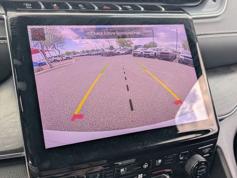 New 2025 Jeep Grand Cherokee Overland w/ Luxury Tech Group IV image 19