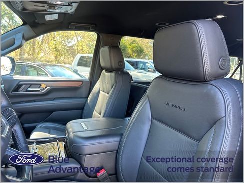 Used 2025 GMC Yukon XL Denali image 11