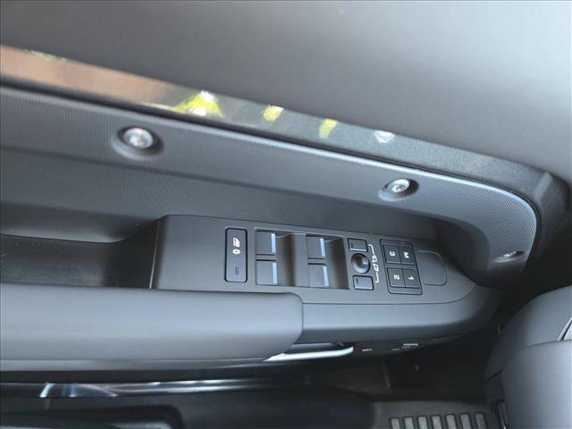 New 2026 Land Rover Defender 110 X-Dynamic SE AWD/4WD image 27