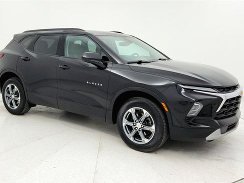 Used 2023 Chevrolet Blazer LT w/ Convenience Package image 6