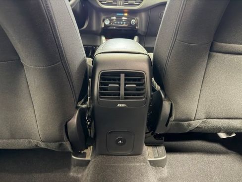 Used 2023 Ford Escape Active w/ Tech Pack #2 AWD/4WD image 32
