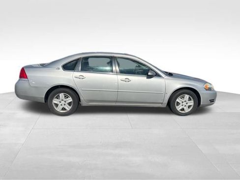 Used 2006 Chevrolet Impala LT image 8