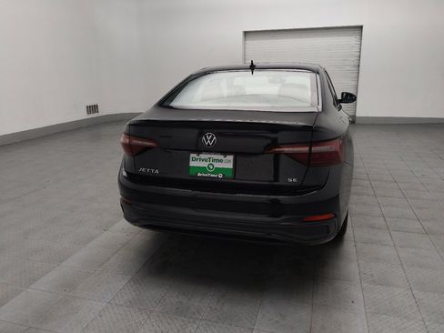 Used 2024 Volkswagen Jetta SE image 7
