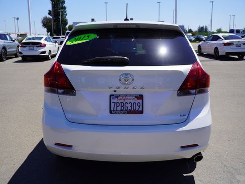 Used 2015 Toyota Venza LE FWD image 9