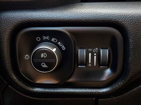 Certified 2020 RAM 1500 Laramie image 38