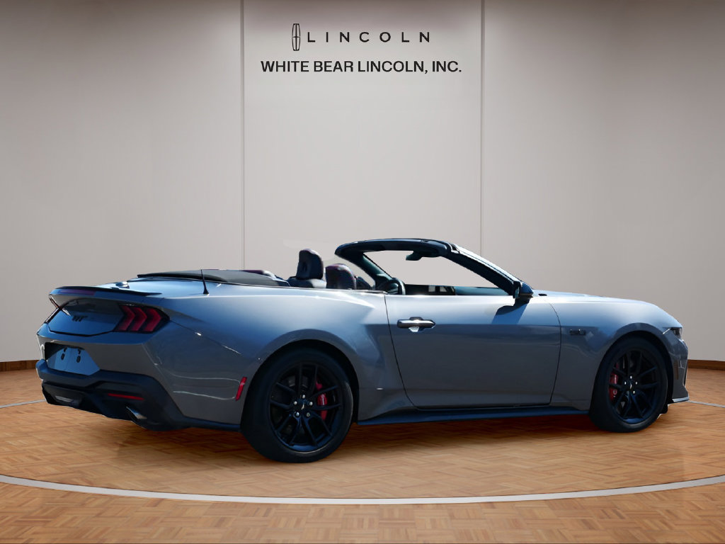 Used 2025 Ford Mustang GT Premium RWD image 5