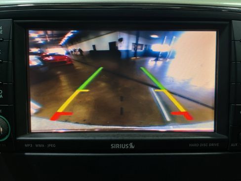 Used 2013 Jeep Grand Cherokee Overland AWD/4WD image 11