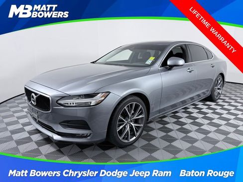 Used 2019 Volvo S90 T6 Momentum image 1