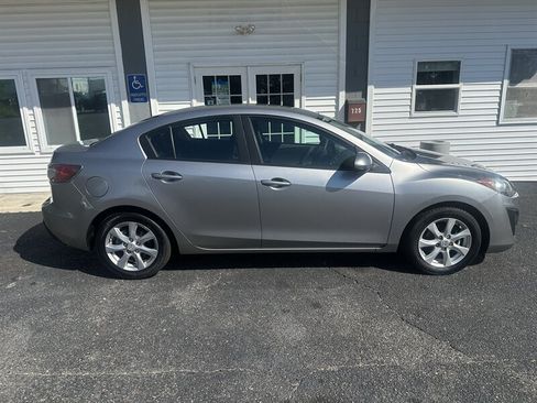 Used 2010 MAZDA MAZDA3 i Touring FWD image 11