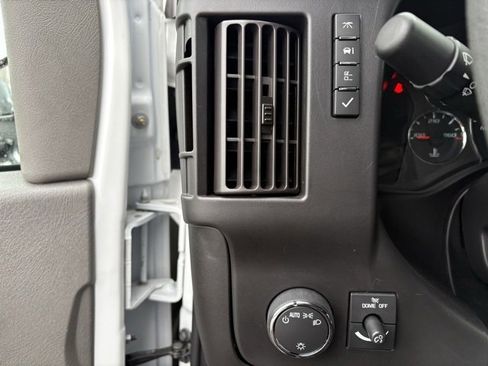 Used 2024 Chevrolet Express 2500 w/ Driver Convenience Package image 26