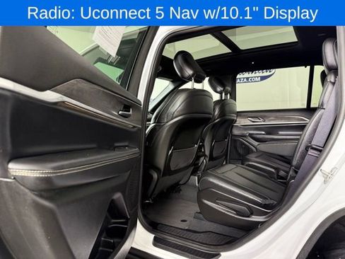 Used 2024 Jeep Grand Cherokee L Limited w/ Luxury Tech Group II image 17