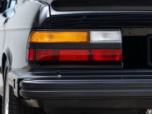 Used 1988 BMW M5 RWD image 18