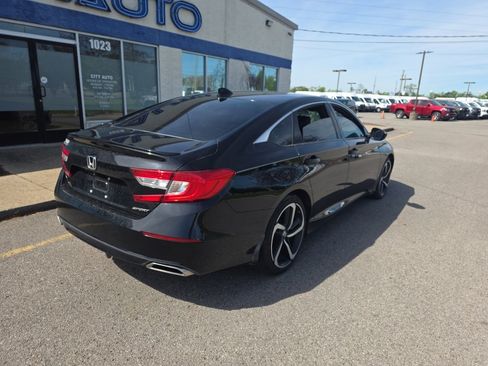 Used 2022 Honda Accord Sport image 4