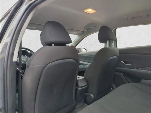 Used 2023 Hyundai Elantra SEL w/ Convenience Package image 13