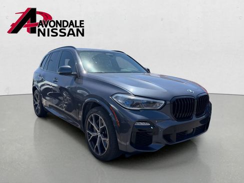 Used 2019 BMW X5 xDrive50i w/ M Sport Package AWD/4WD image 4