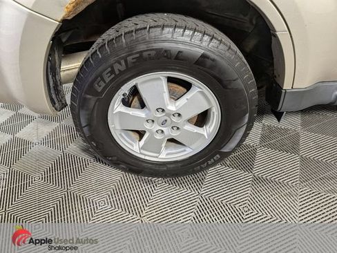 Used 2012 Ford Escape XLT AWD/4WD image 39