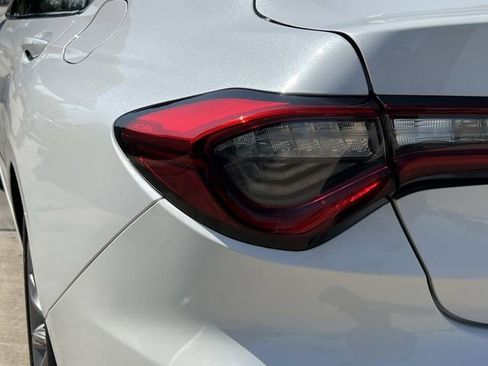 Used 2021 Acura TLX image 7