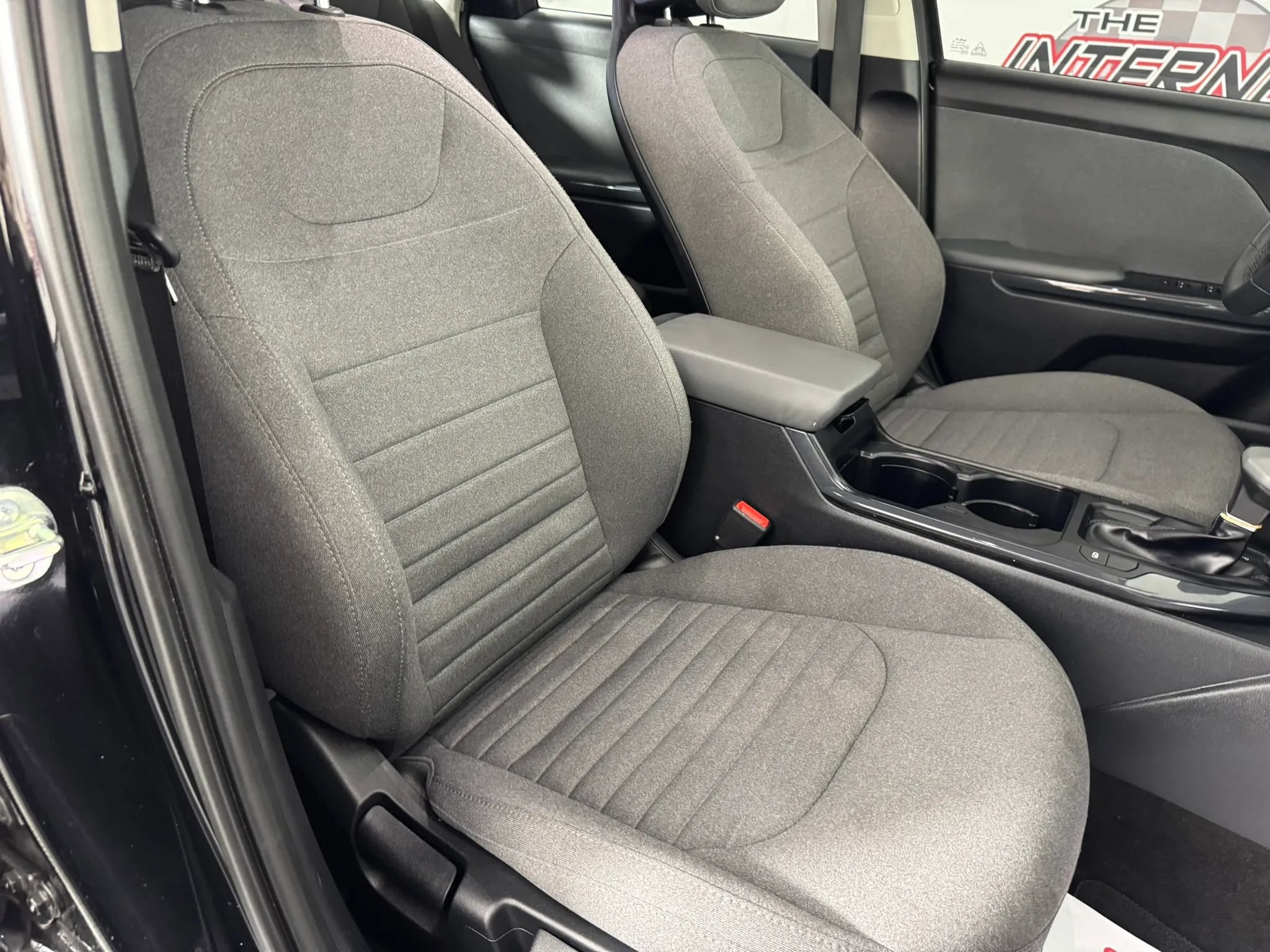 Used 2025 Kia K4 EX FWD image 31
