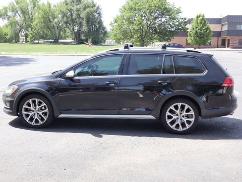 Used 2017 Volkswagen Golf Alltrack SEL AWD/4WD image 9