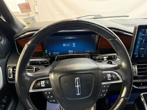 Used 2022 Lincoln Navigator L Reserve RWD image 12
