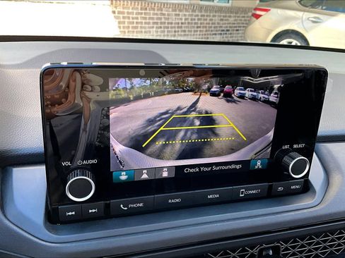 Used 2024 Honda Accord EX image 27