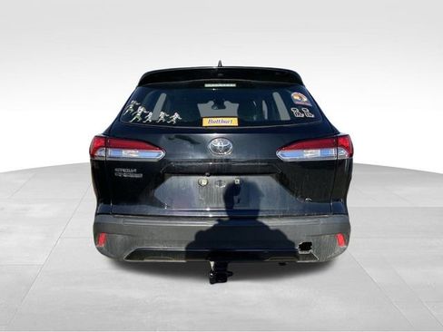 Used 2022 Toyota Corolla Cross L image 8