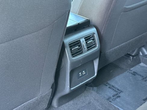 Certified 2023 Nissan Rogue SV image 14