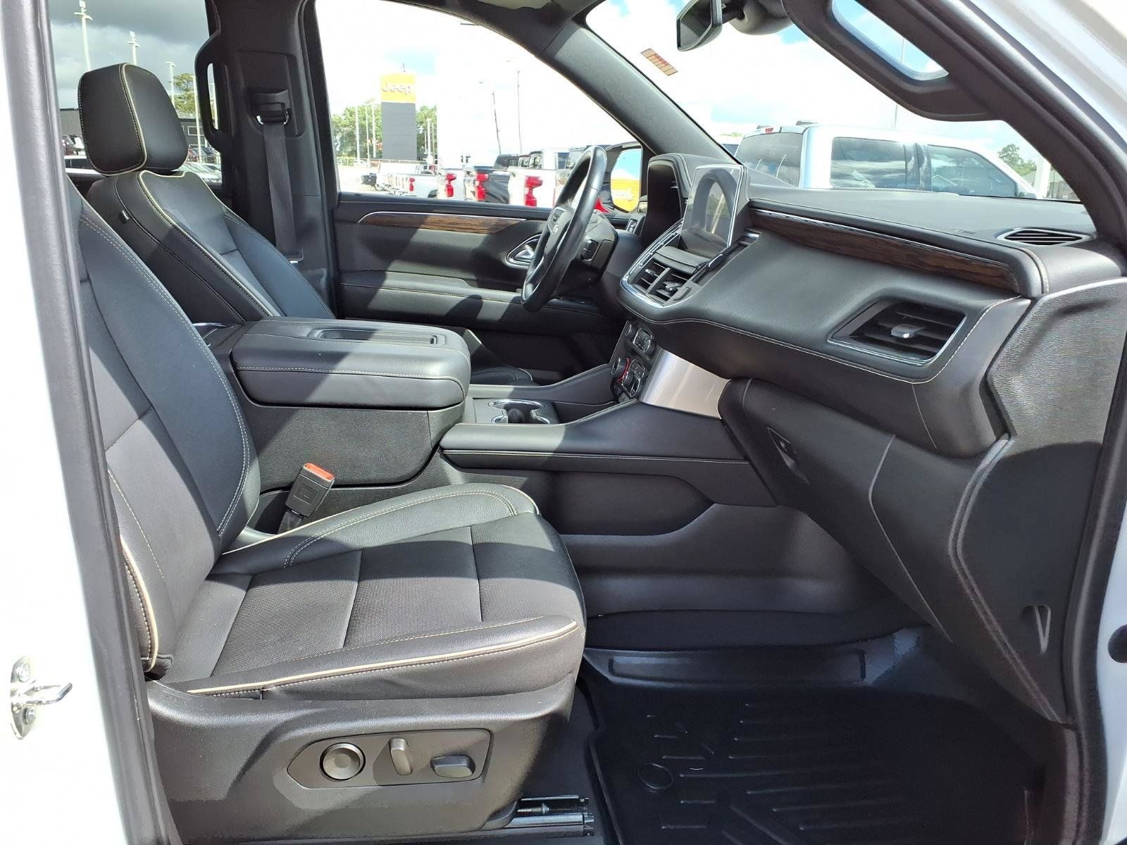 Used 2023 Chevrolet Tahoe Premier RWD image 18