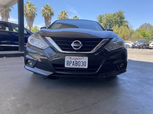 Used 2018 Nissan Altima 2.5 SL FWD image 5